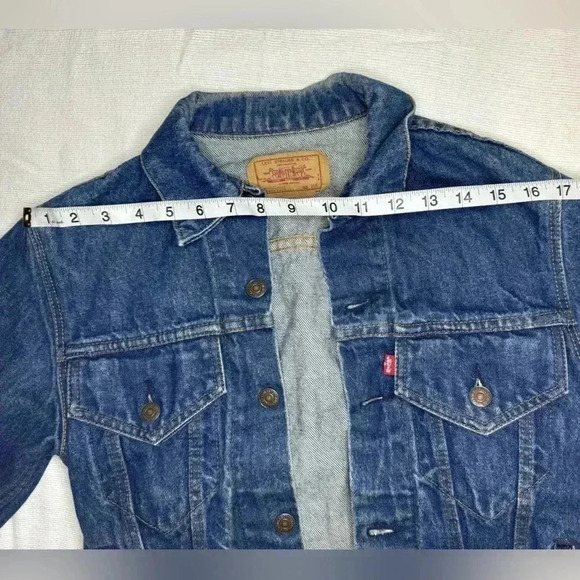 Vintage Levi's Denim Jacket Women's Red tab - Picture 8 of 13